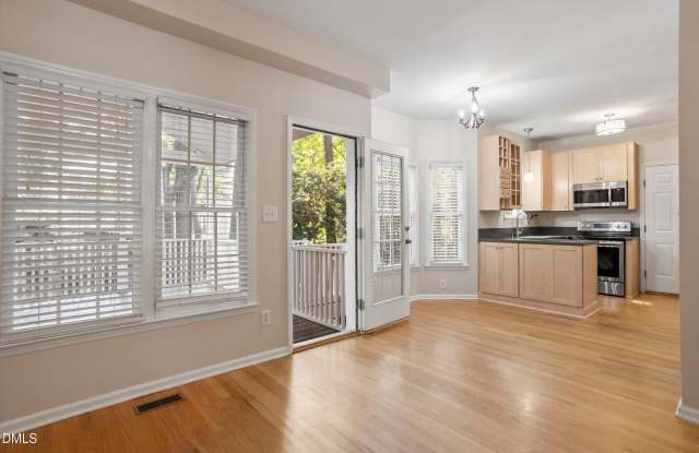 102 Pine Tag Court Gallery 3