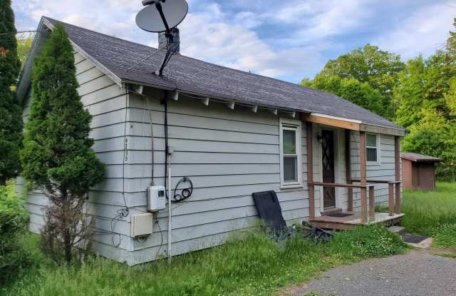 2-Bedroom Home with Private Yard – Convenient Albany Location photos photos