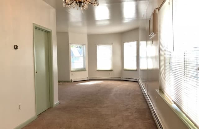 857 GARDEN ST - 857 Garden Street, Elizabeth, NJ 07202