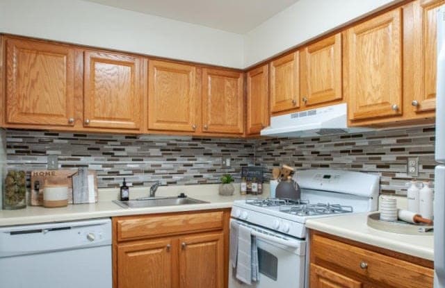 1338 New Rodgers Road Unit A21 photos photos