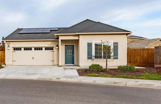 Loma Vista Home on 8800sf Lot for Lease photos photos