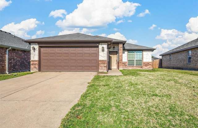 1426 Jacksons Run - 1426 Jacksons Run, Greenville, TX 75402