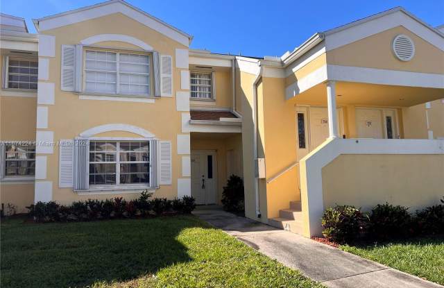 2205 Southeast 27th Drive - 2205 Southeast 27th Drive, Homestead, FL 33035