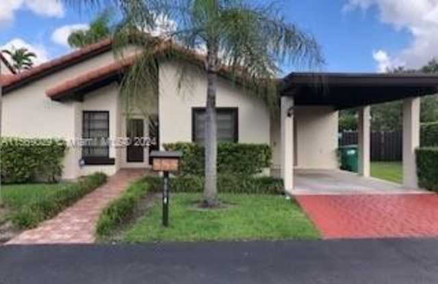 9064 SW 112 CT - 9064 Southwest 112th Court, Kendall, FL 33176