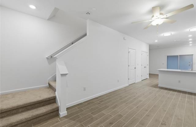 3409 SW 34TH AVENUE Circle Gallery 3