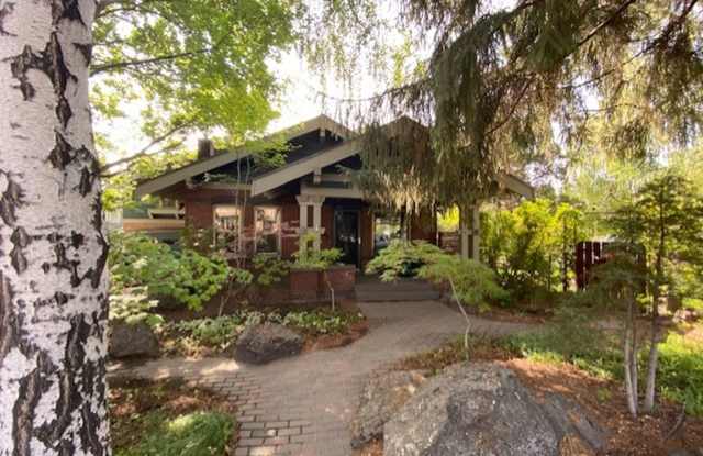 Historic Magill House on NW 1st Street photos photos