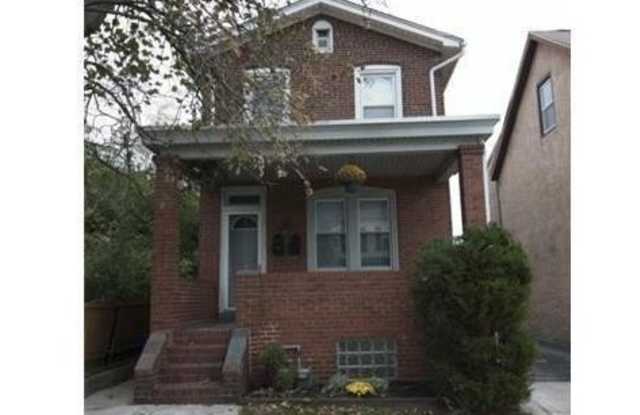 541 OLD ELM STREET photos photos