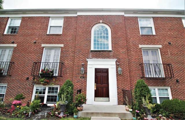 2025/2026 Loyola Off-campus 2bd/2ba condo w/ CAC! Available 7/9/25! - 367 Homeland Southway, Baltimore, MD 21212