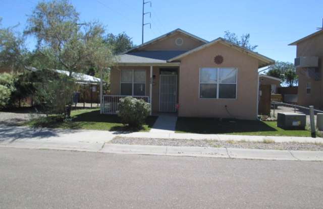 Cute Casita Close to Downtown/Old Town/Sawmill photos photos