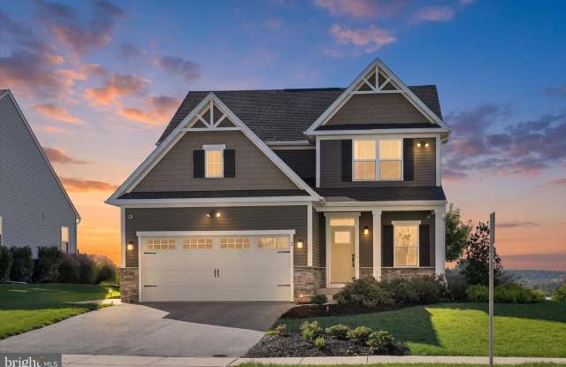 2 LADY HARRINGTON Drive Gallery 1