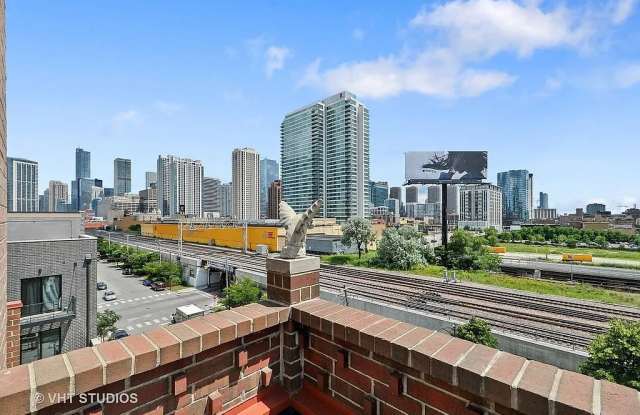 816 West Hubbard Street photos photos