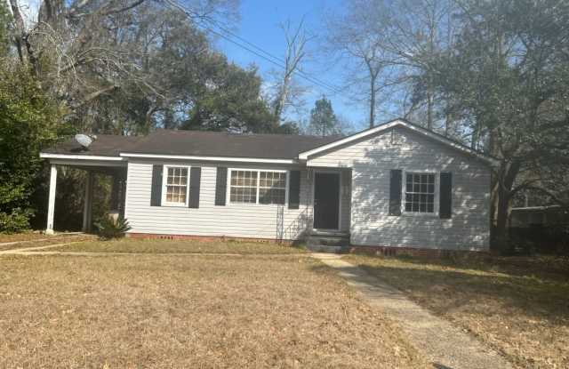 3 bed 1 bath for rent - 817 Hawkins Street, Mobile, AL 36606