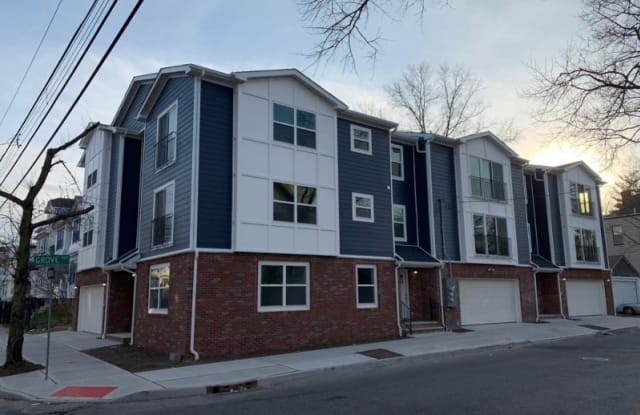 100 Grove Ter - 100 Pine Grove Terrace, Newark, NJ 07106