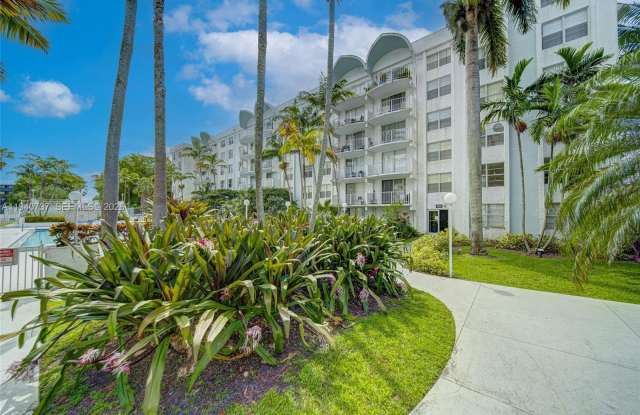 494 NW 165th St Rd photos photos