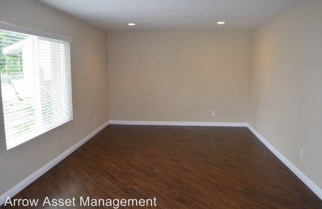 10228 Saluda Avenue Gallery 2