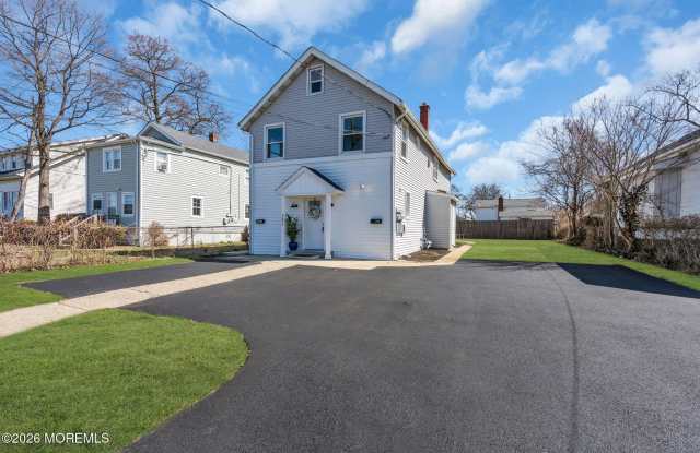 282 Carr Avenue Gallery 2