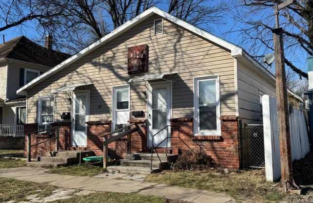 Renovated 1BR | Dogs & Cats Welcome | Water & Trash Included | Columbus KS Gallery 3