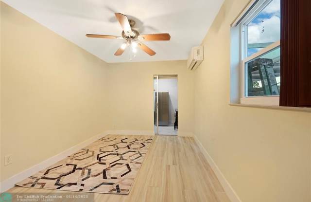 8453 Southampton photos photos