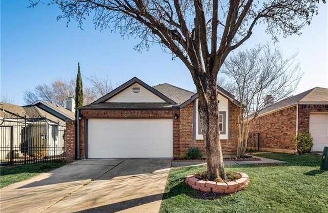 2039 Mallard Drive Gallery 3