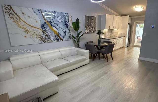 328 NW 47th St photos photos