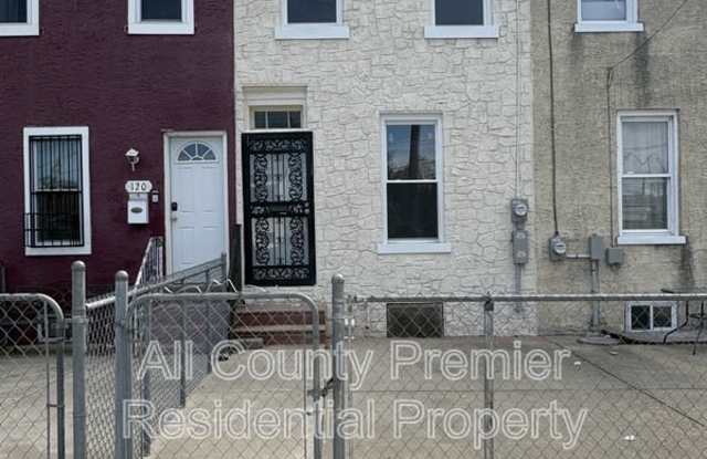 118 Vine Street Gallery 1