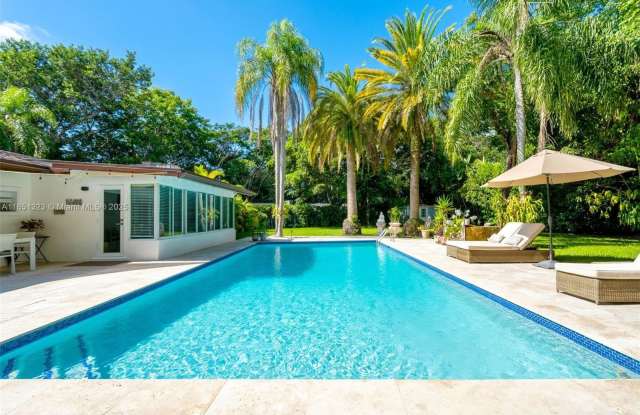 12700 SW 80th Ave photos photos