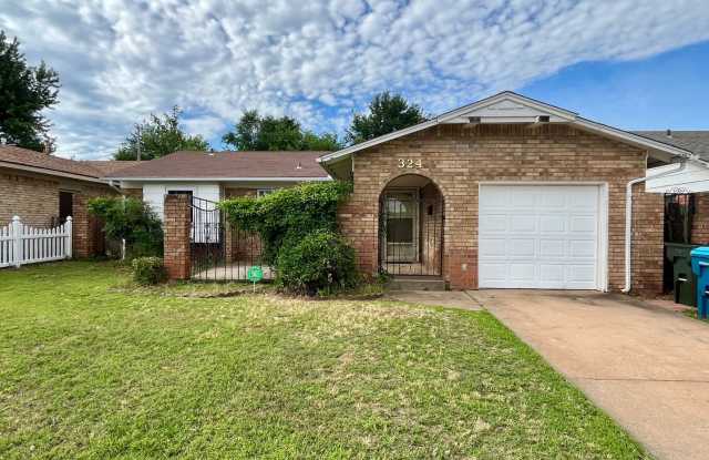 Cute 3 bed 1.5 Bath in Midwest City photos photos
