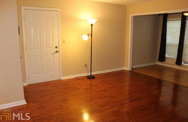 4560 Vinings Central Trce Gallery 3