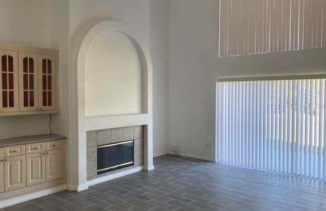 3285 AMACA CIRCLE Gallery 4