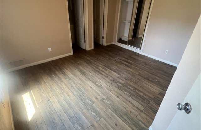6109 Camway Drive Gallery 4