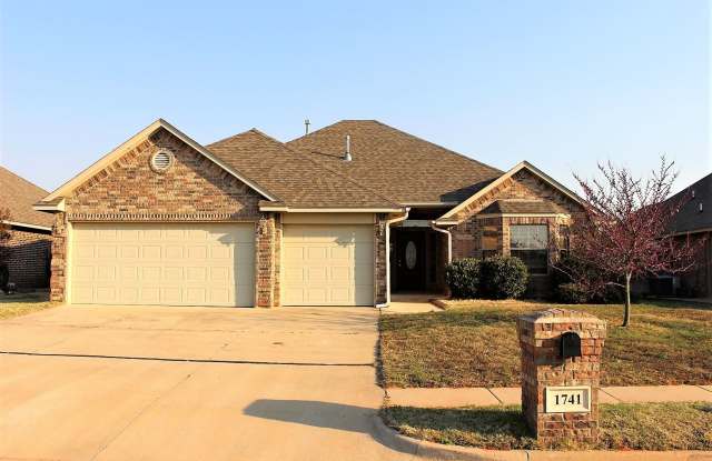 Gorgeous 4 Bed 2 Bath in Gated Community photos photos