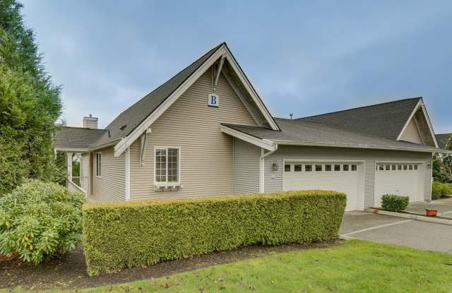Beautiful open layout 2-level townhome! photos photos