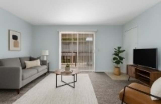 8704 Wornall Rd - B photos photos