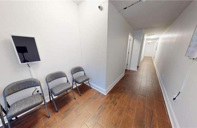 186 Hylan Boulevard Gallery 4