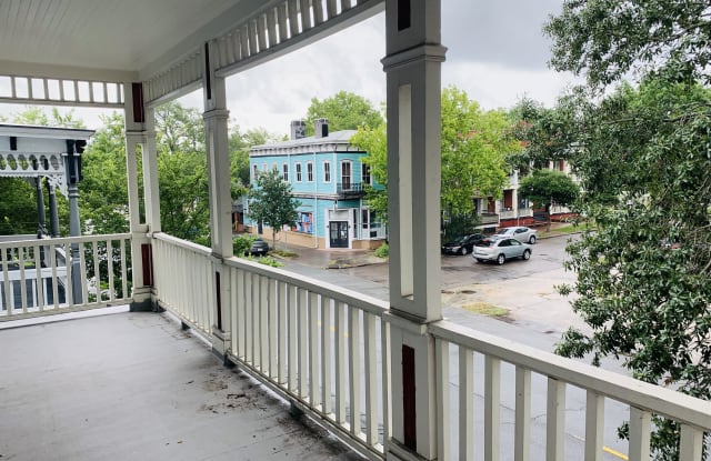 905 Montgomery Street - 905 photos photos