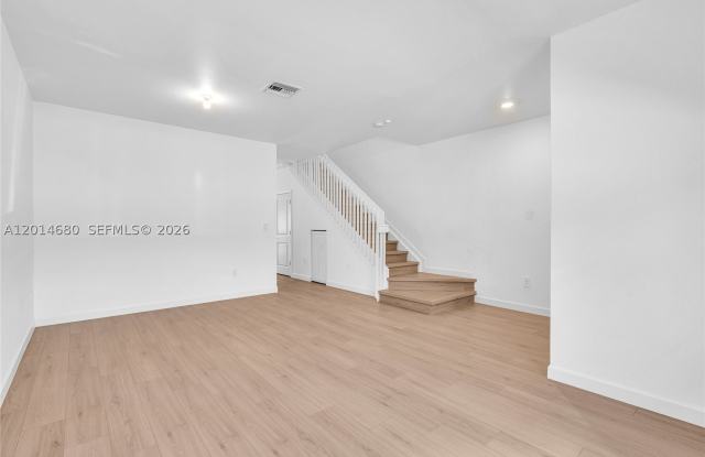 11854 SW 246th Ln photos photos