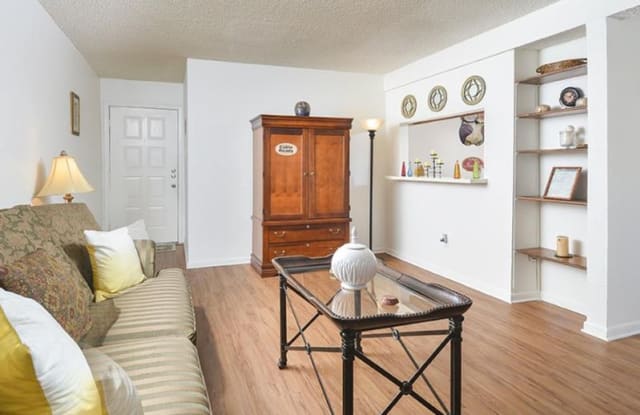 418 E William Cannon Dr 75528 - 418 East William Cannon Drive, Austin, TX 78745