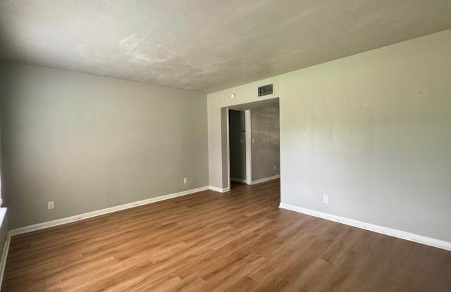Pet Friendly Corner Lot 3 BD 2 BA Home w/ carport! HUD Accepted! Gallery 4