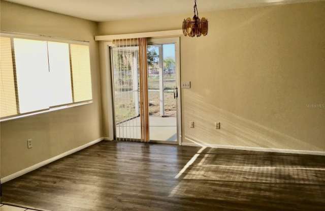 7104 GAMA COURT Gallery 2
