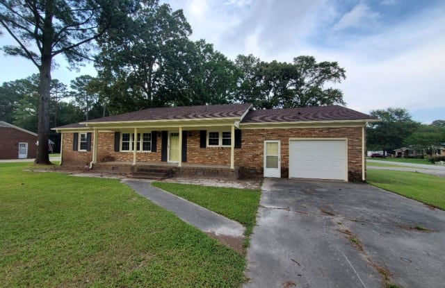 2101 Shady Drive - 2101 Shady Dr, Pasquotank County, NC 27909