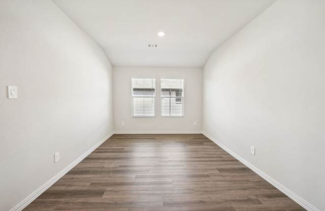 2203 Gustavus Dr Gallery 4