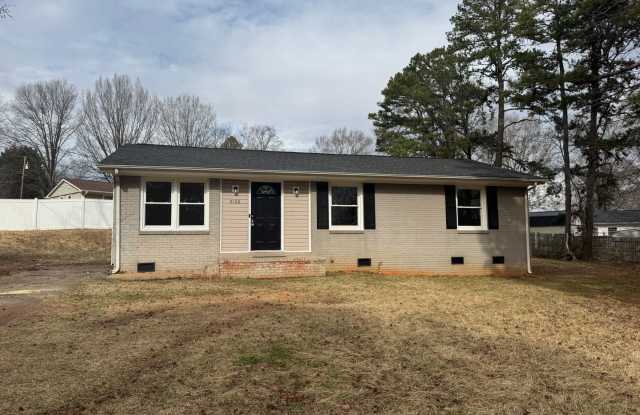 Available to Show photos photos