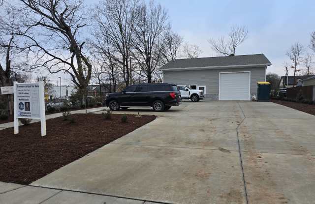 112 E Gilbreath St photos photos