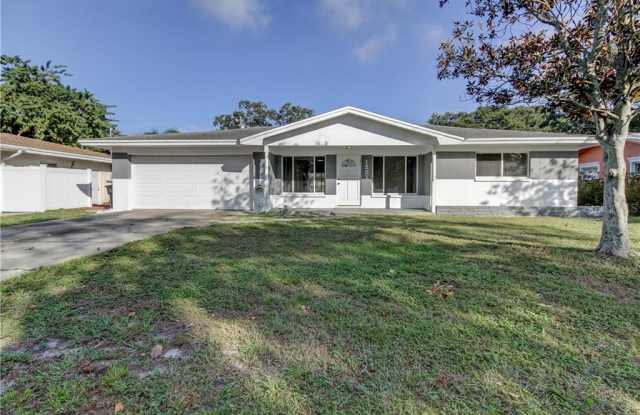 1231 MURRAY AVENUE - 1231 Murray Avenue, Clearwater, FL 33755