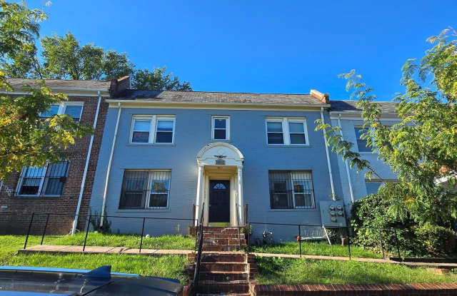 1255 MEIGS Place NE unit: 4 photos photos 1255 MEIGS Place NE unit: 4 photos photos