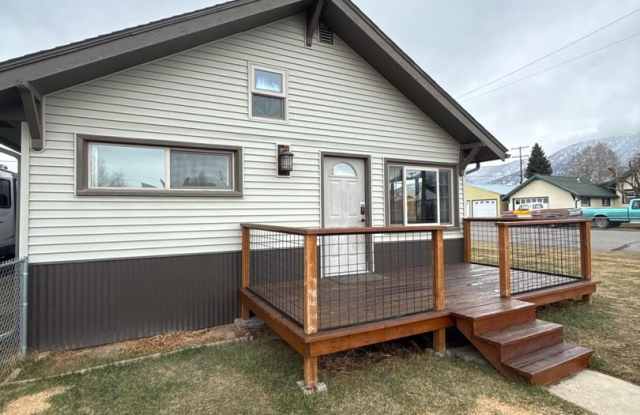 Stunning 5-Bedroom Home located in Butte MT photos photos
