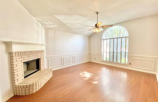 6502 Stetter Drive Gallery 3