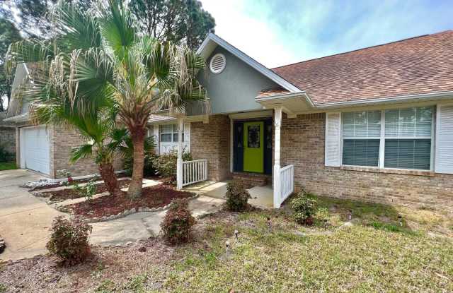 30 Bay Walk Court - 30 Bay Walk Court, Miramar Beach, FL 32550