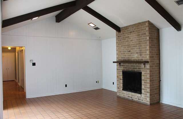 13510 Red Fern Lane Gallery 2