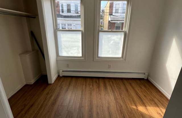 917 Maple Terrace Gallery 1